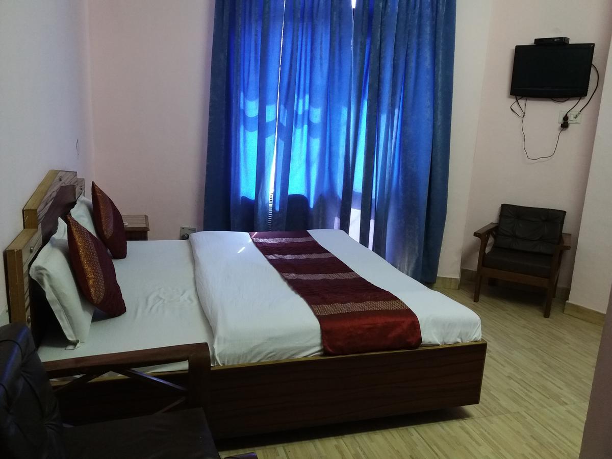 Hotel Rama Palace Катра Екстериор снимка